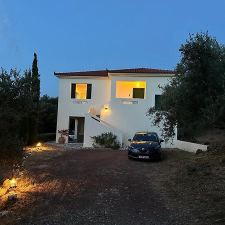 Vrises Kyparissia De Wandelboom别墅 外观 照片